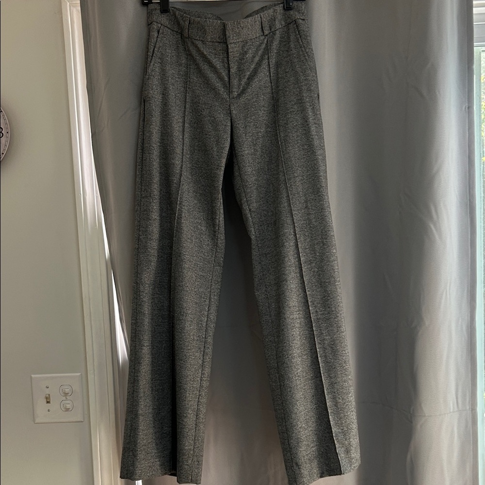 Banana Republic women’s Gray Dress Pants- size 2